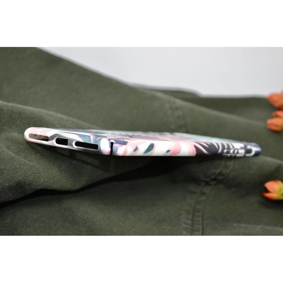 iPhone 7/8 Case Pink Tropical Floral Print Cover - Picture 5 of 8